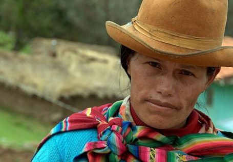 Radiodramas contra el otro virus de Perú: la violencia de género